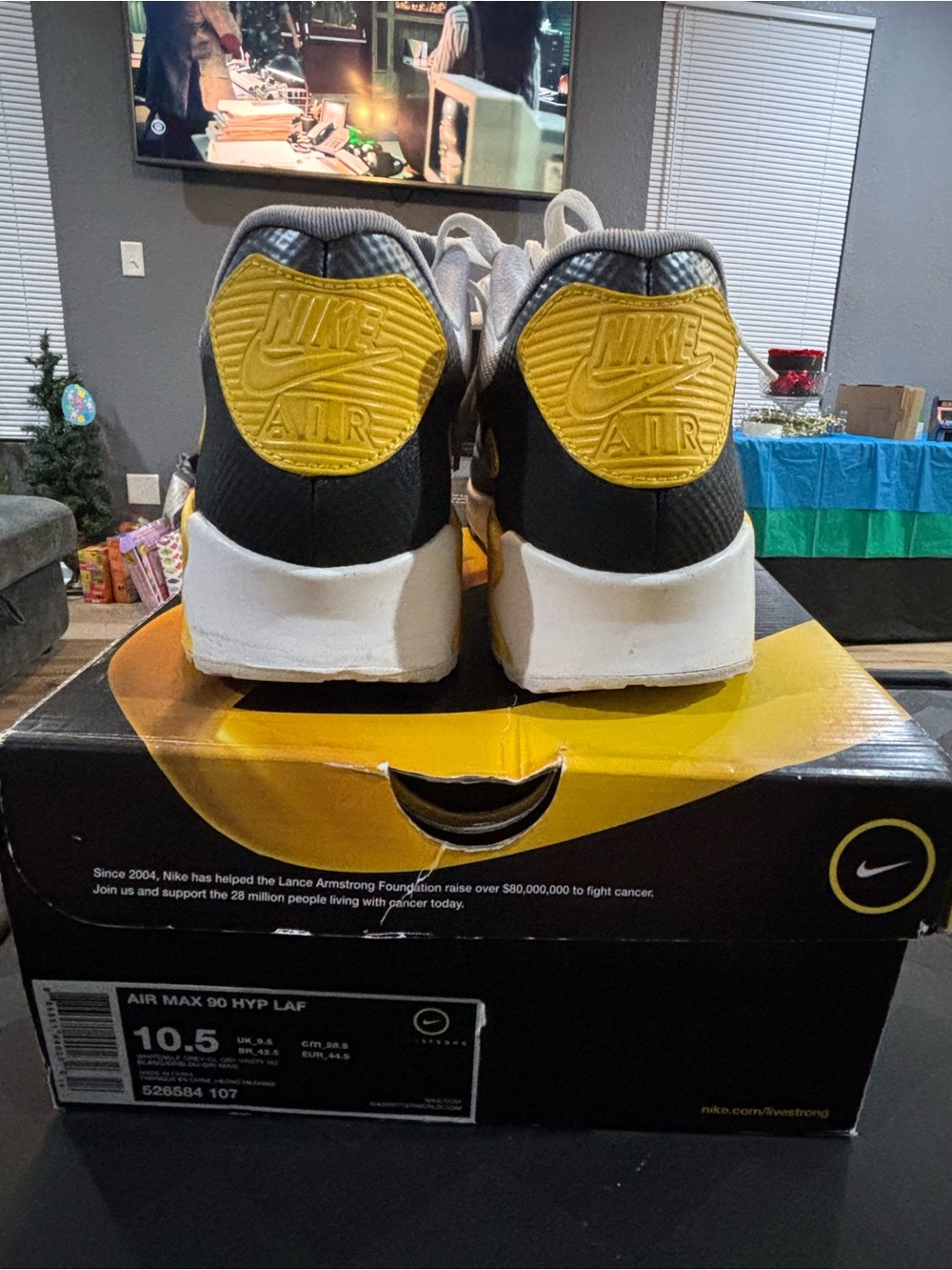 Air Max 90 - Picture 3 of 4